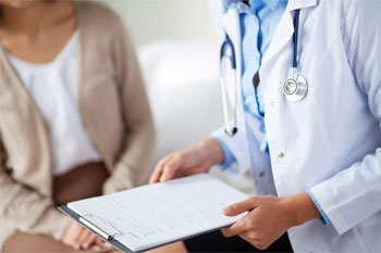 Sleep apnea patient consulting Doctor